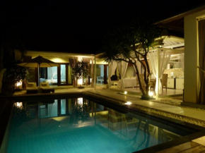  La Dolce Villa  Kuta